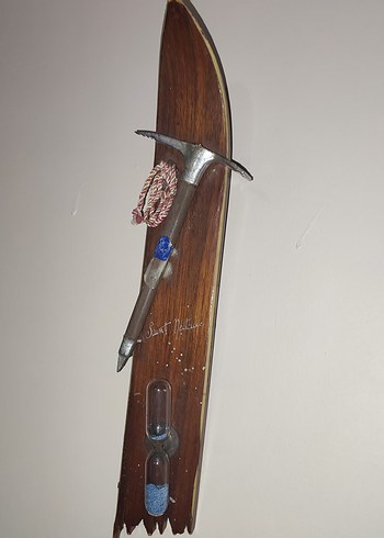 Saint Nectaire kum saatli duvar süsü - Görsel 2