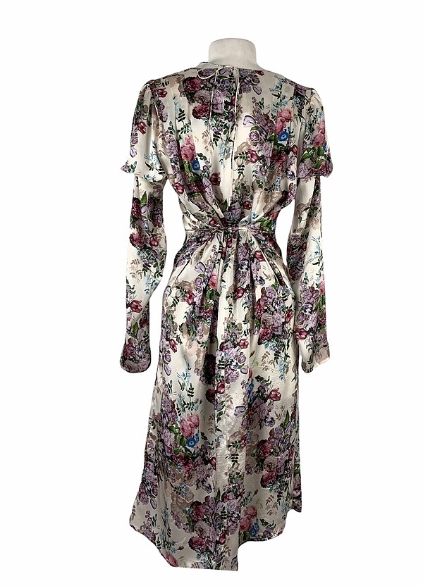 Floral desenli saten elbise - Görsel 3