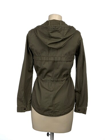 36 Beden H&M Mont %70 İndirimli.