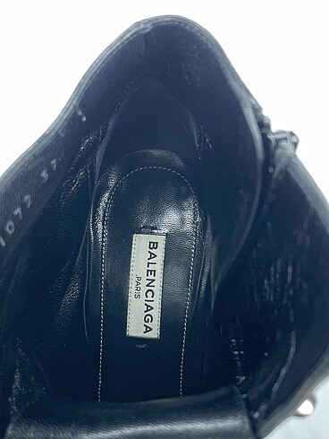 37 Beden siyah Renk Balenciaga Bot p İndirimli.