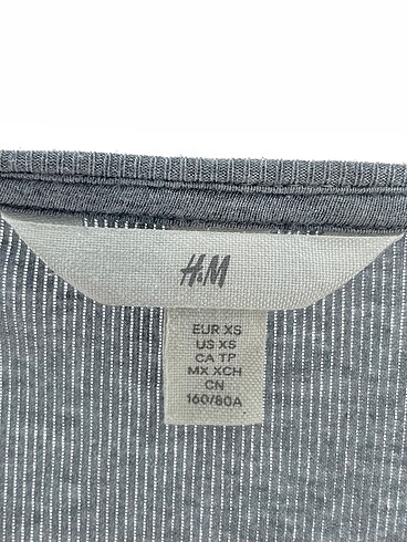 xs Beden gri Renk H&M Bluz %70 İndirimli.