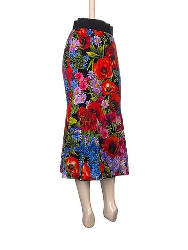 Dolce & Gabbana Dolce & Gabbana Midi Etek %70 İndirimli.
