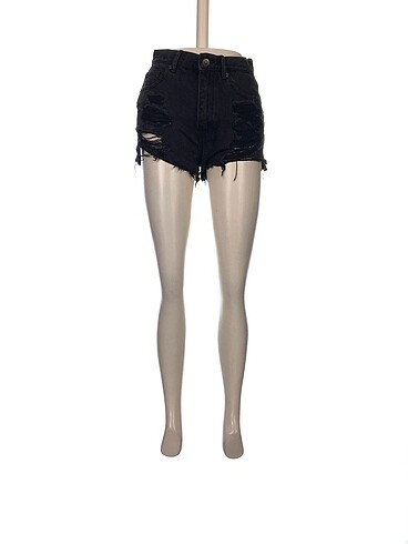 Pull and Bear Mini Şort %70 İndirimli.