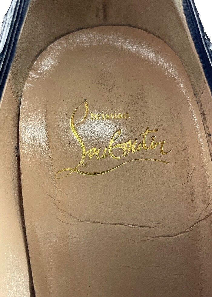 Christian Louboutin Stiletto %70 İndirimli. - Görsel 4