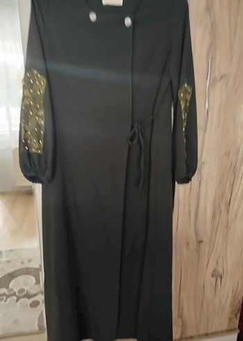 Düğmeli Yeşil Uzun Kollu Uzun ferace