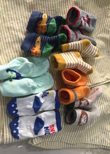 Renkli Nakışlı Erkek Çorapları - Görsel 11