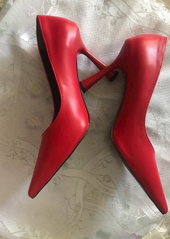 Kırmızı Stiletto Topuklu Kadın Ayakkabısı
