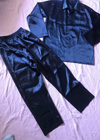 Kadın Lacivert Uzun Kollu Saten Pijama Takımı