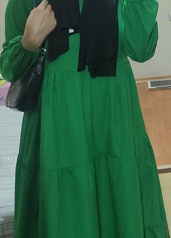 Yeşil elbise 