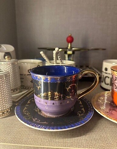 Anthropologie sıfır orjinal tasarım fincan ve tabağı