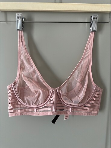 Victoria?s secret sütyen üst sıfır etiketli