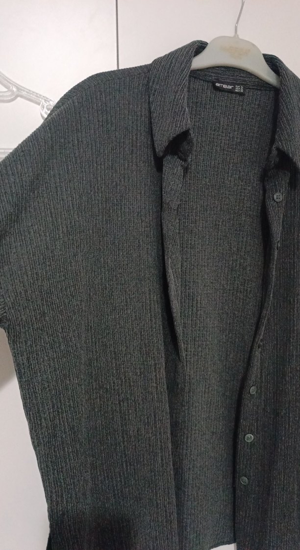 Düğmeli Gri Keten Uzun Kollu Gömlek - Görsel 2