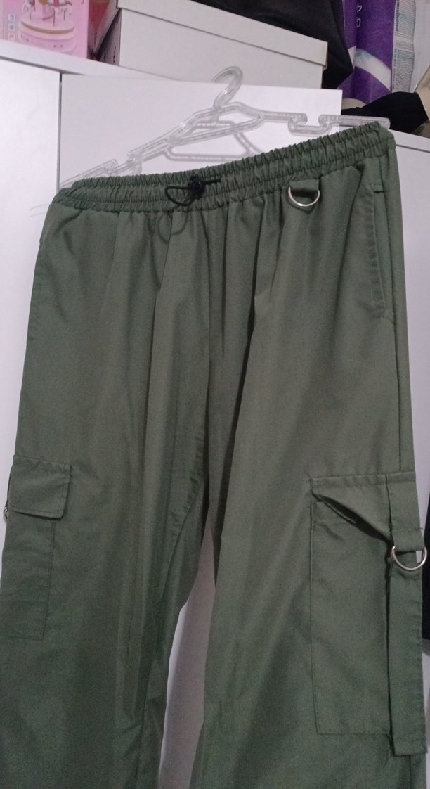 Kadın Kamuflaj Desenli Kemerli Rahat Pantolon - Görsel 5