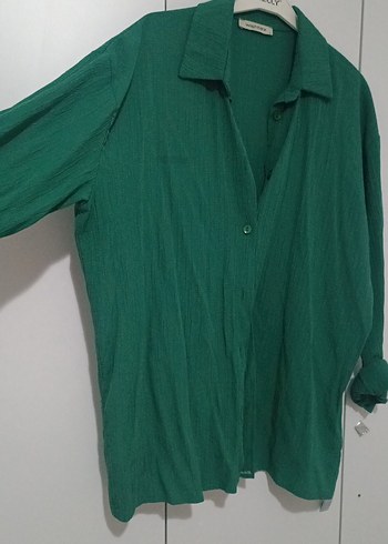 Düğmeli Uzun Kollu Yeşil Keten Gömlek - Görsel 4