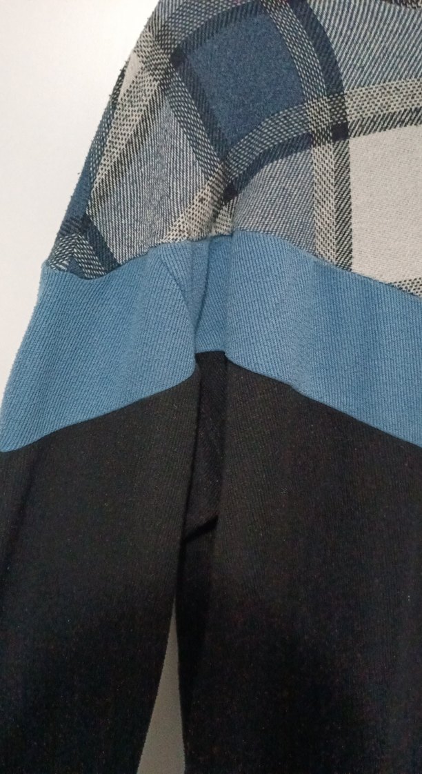 Düğmeli V Yaka Salaş Hamile Hırkası - Görsel 5