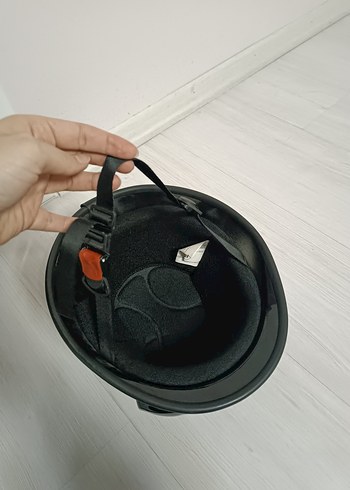 Parlak Siyah Cam Motosiklet Kaskı - Görsel 2