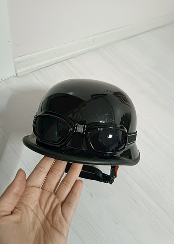 Parlak Siyah Cam Motosiklet Kaskı - Görsel 5