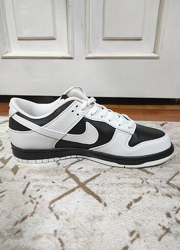 Nike sneaker 