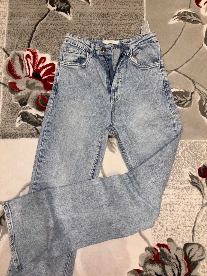 Açık Mavi Yüksek Bel Denim Jean — görsel 2/4