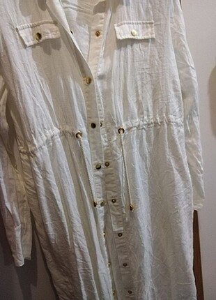 Uzun yazlık trenchcoat