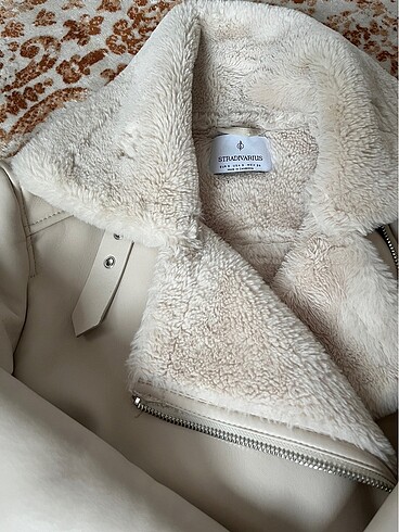 Stradivarius Biker ceket