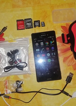 SONY M4