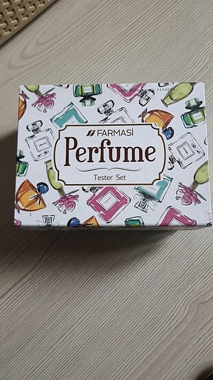 Farmasi tester set
