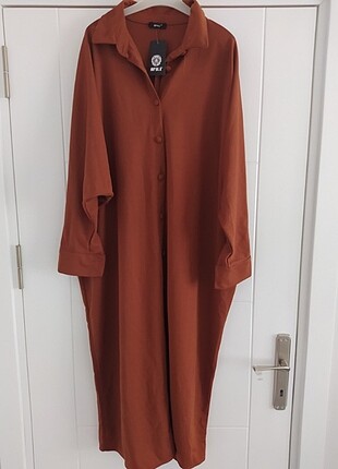 SIFIR ETİKETLİ ELBİSE XXL BEDEN