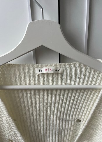 V Yaka Beyaz Triko Oversize Kazak - Görsel 5