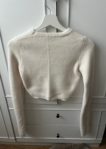 Bershka Crop Beyaz Yün Kazak - Görsel 7