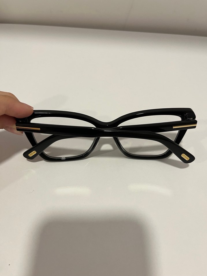 TOM FORD mavi ışık koruyucu gözlük - Görsel 3