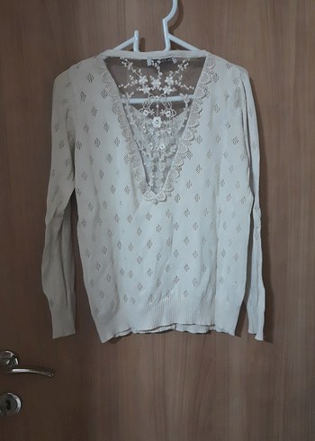 Dantel Detaylı Bej V Yaka Hırka - Görsel 2