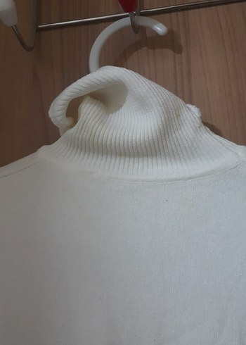 Beyaz Kadın Boğazlı Basic Kazak - Görsel 2