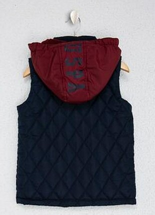 Uspa yelek
