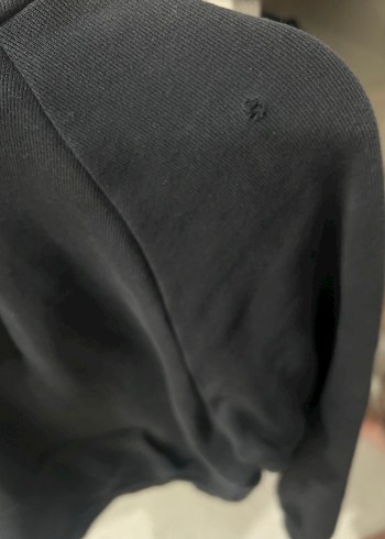 Erkek Siyah Kapüşonlu Sweatshirt - Görsel 4