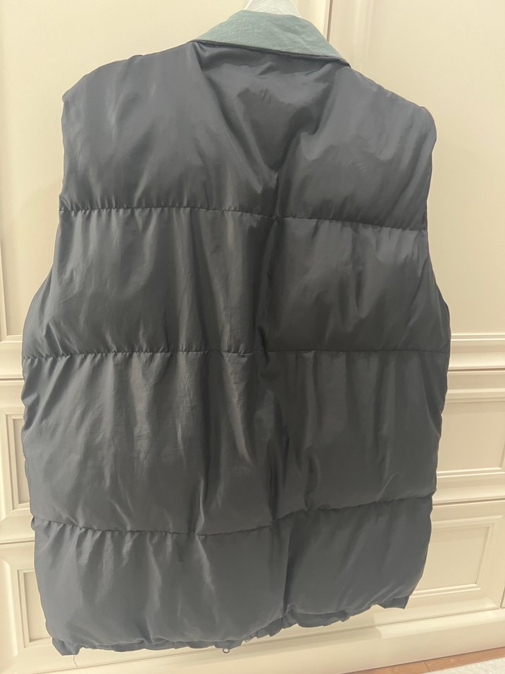 Siyah Fermuarlı Yumuşak Kumaşlı Kadın Yelek - Görsel 2