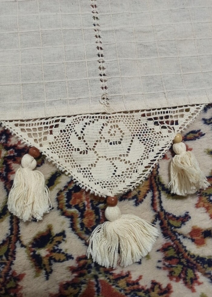 Ödel buldan masa örtüsü  - Görsel 2