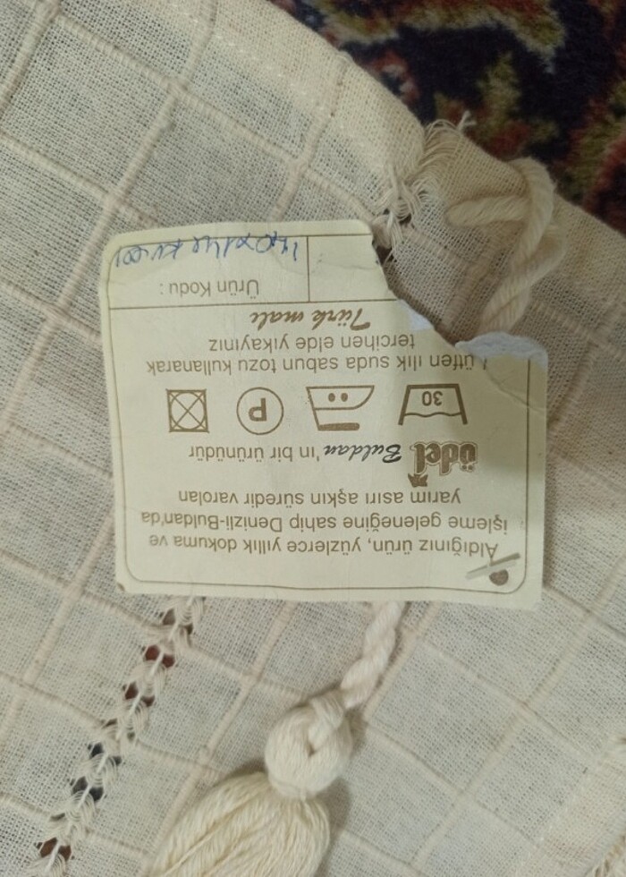 Ödel buldan masa örtüsü  - Görsel 4