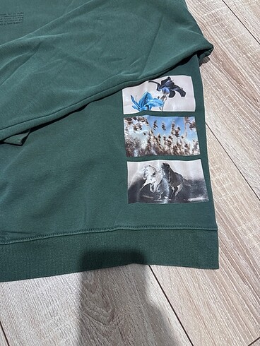 H&M Baslıkı Yeşil Sweatshirt