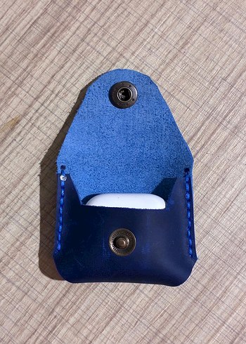 Hakiki deri airpods 4 kılıf - Görsel 3