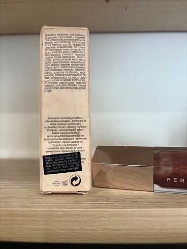 Beden Fenty hot chocolit gloss