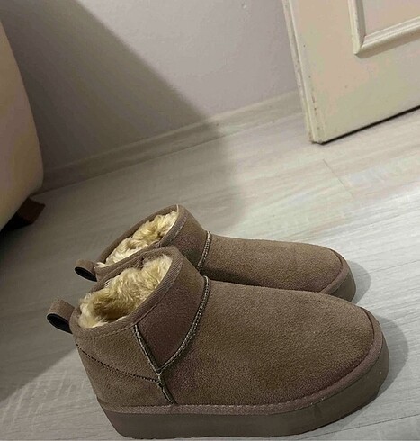 39 Beden camel Renk Ugg Bot