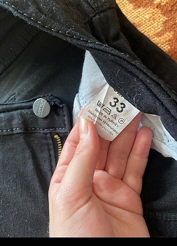 33 Beden siyah Renk pantalon