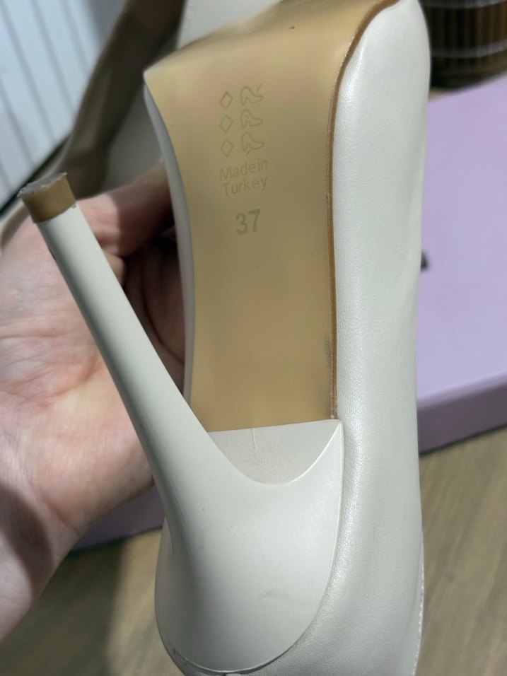 Bej Stiletto Topuk Kadın Ofis Ayakkabısı - Görsel 3