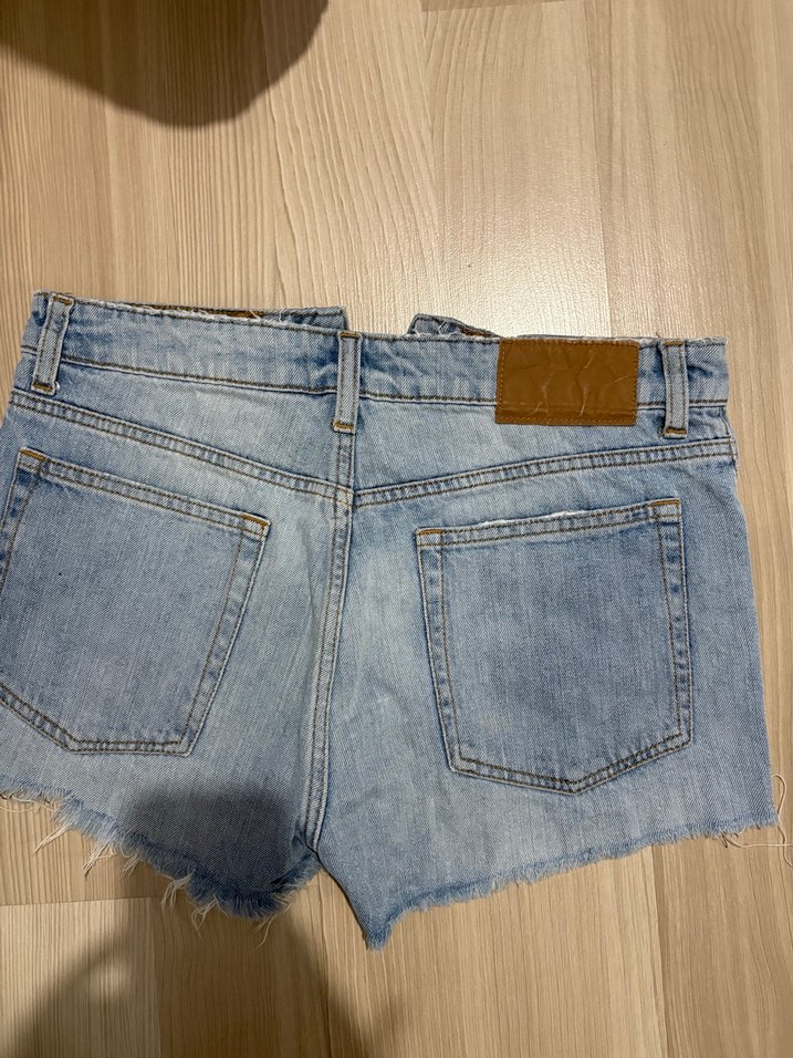 Düğmeli Mavi Mini Denim Şort - Görsel 5