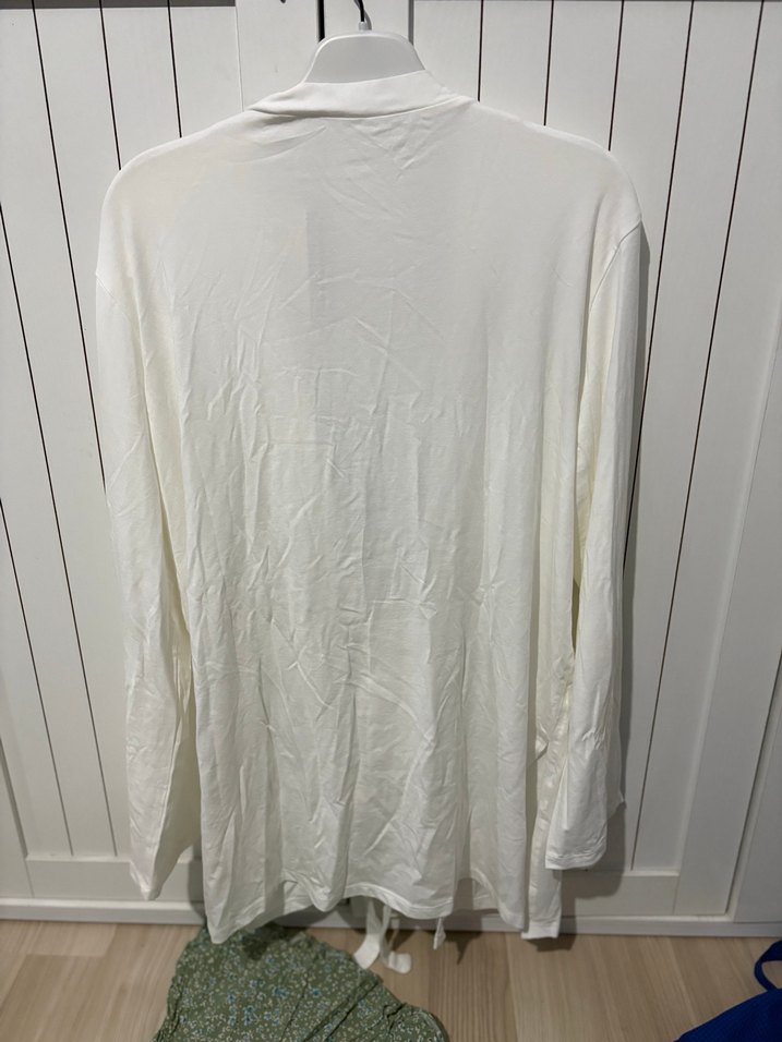 Kadın Beyaz Midi Boy Salaş Uzun Kollu Sabahlık - Görsel 4