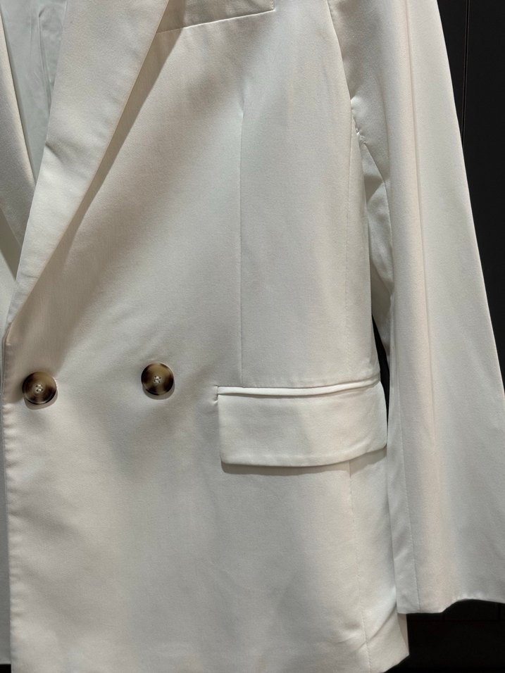 Beyaz Kadın Düğmeli Midi Blazer Ceket - Görsel 4