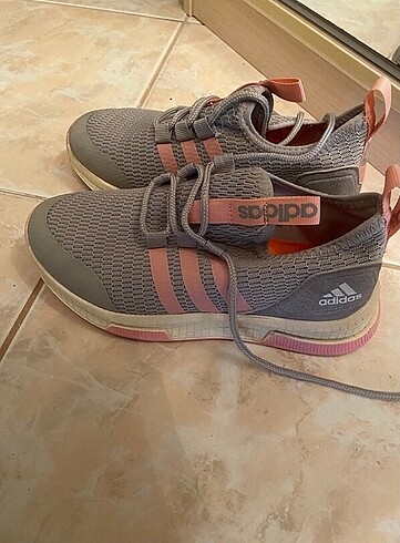 Adidas 36 numara spor ayakkabı