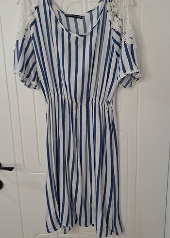 Mavi Çizgili Dantel Detaylı Midi Elbise - Görsel 4