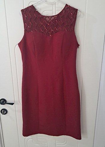 Bordo Dantel Detaylı V Yaka Midi Kalem Elbise - Görsel 3